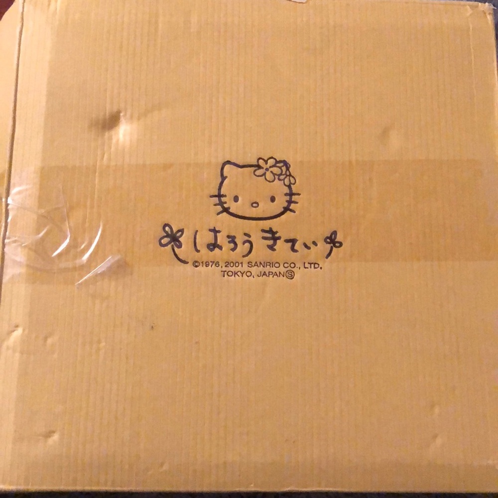 Authentic Japanese Hello Kitty Tea set - Picture 8 of 8